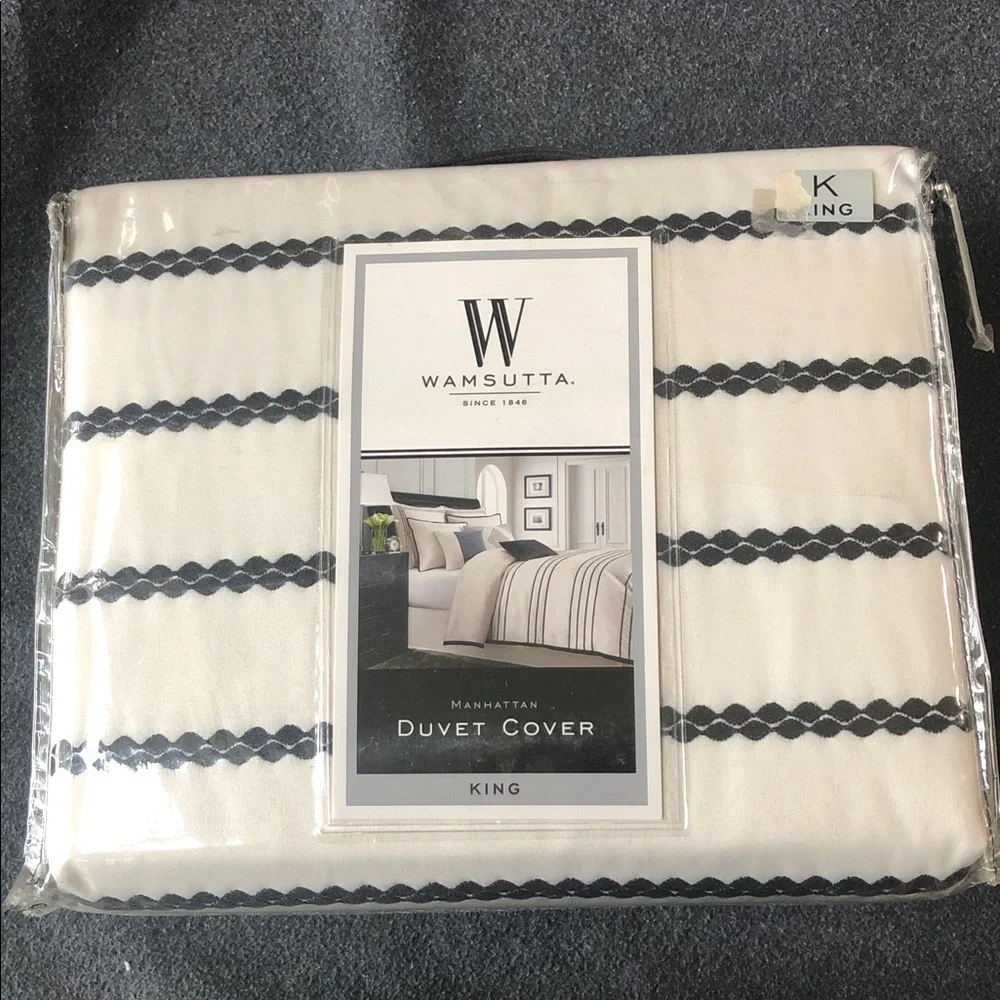 Wamsutta Manhattan King Duvet Cover Cream Embroidered Black Stripes 110” X 96”